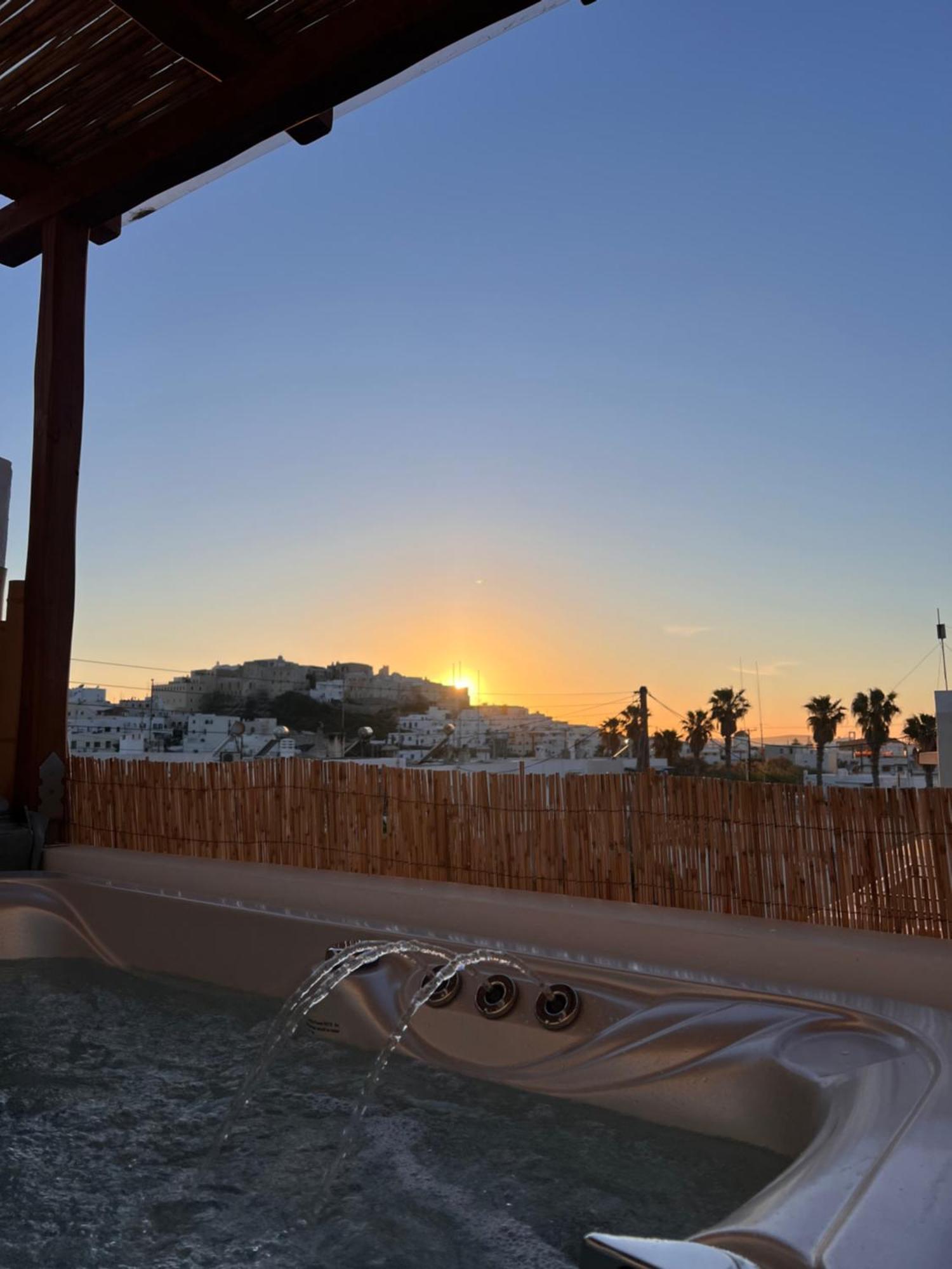 Hiviscus Suite Naxos Naxos City ภายนอก รูปภาพ